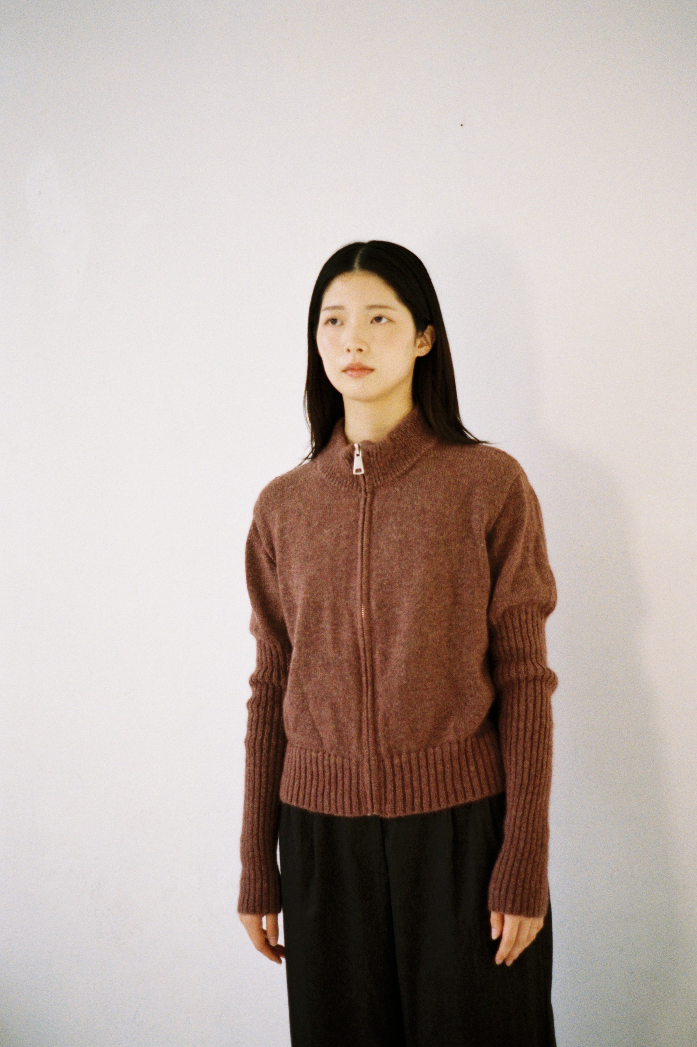 Mila cardigan in cherry brown