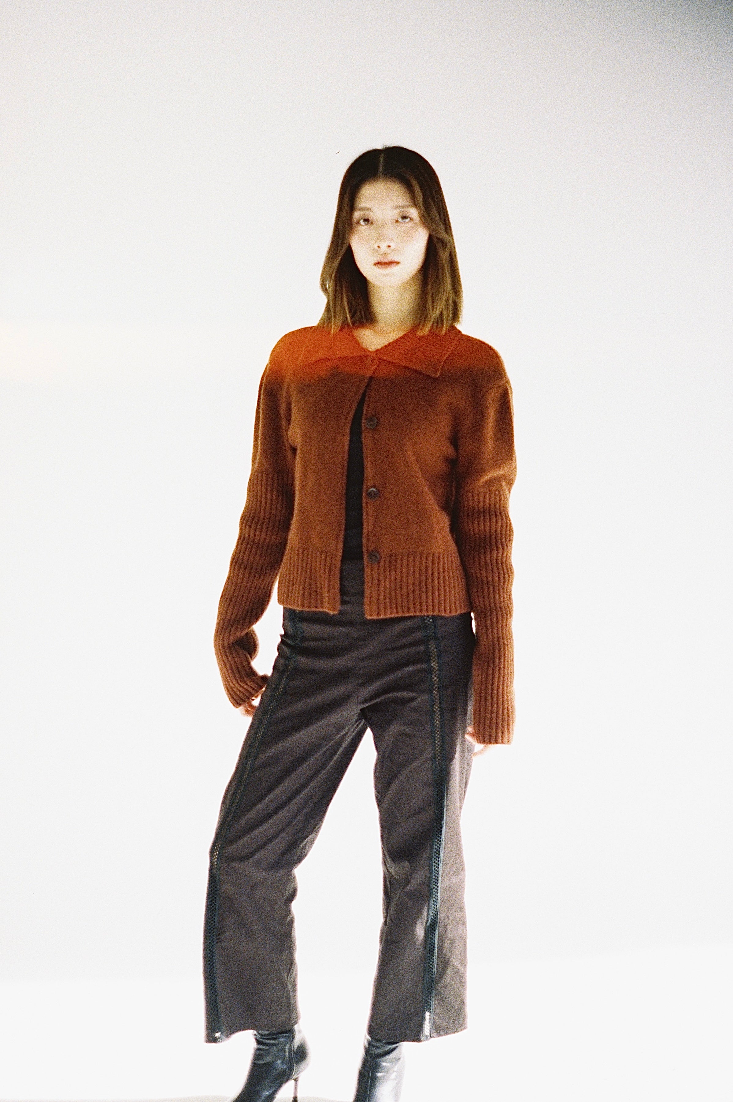 Mila cardigan in chocolate