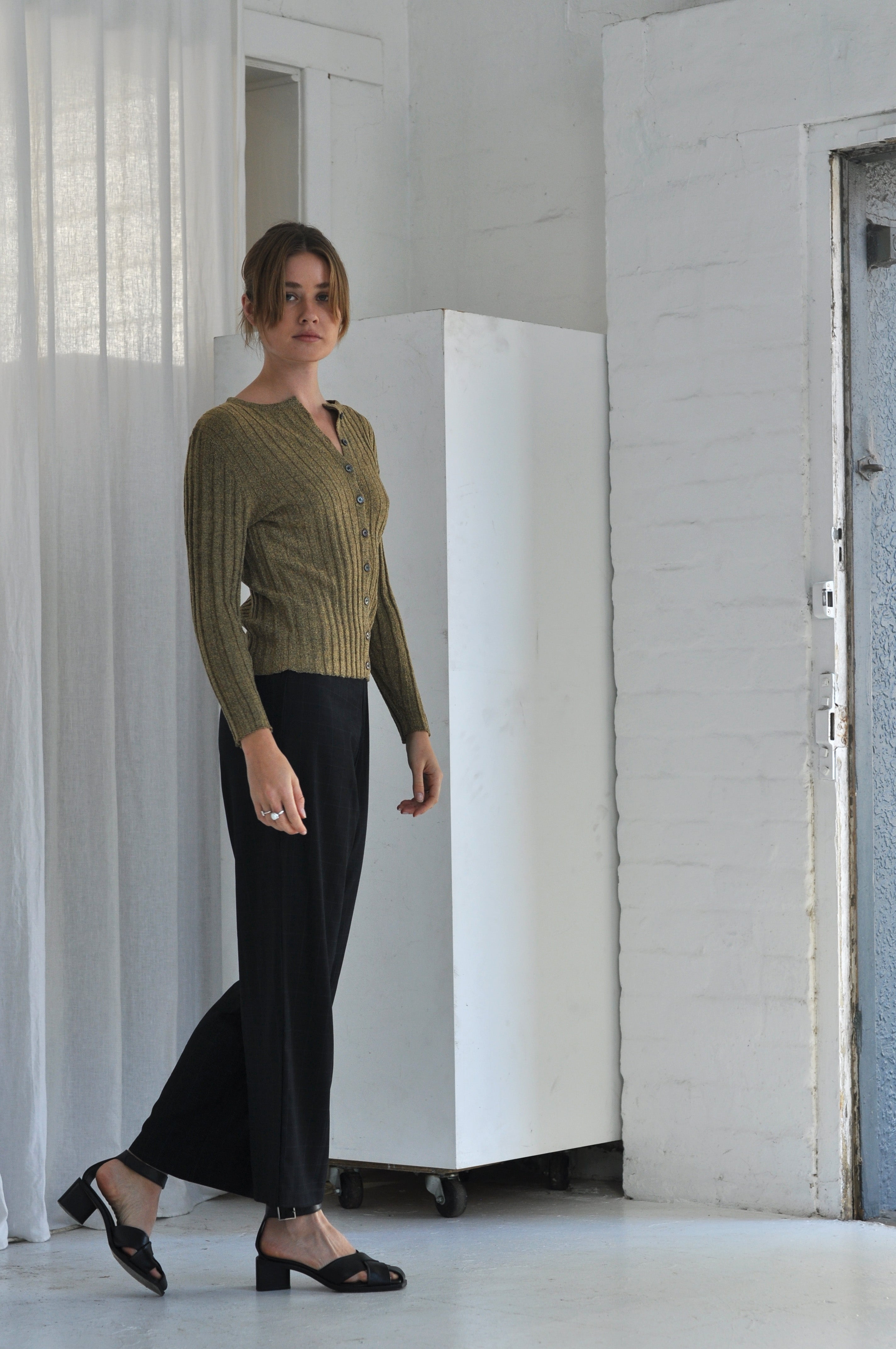 Ivy boucle Cardigan in gold