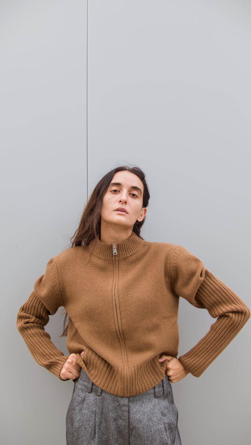 Mila cardigan in caramel